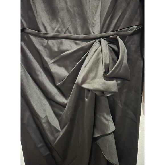 Mac Duggal Women's Long Sleeve Draped Structured Bow Gown Black Size 16 Formal - Picture 6 of 16